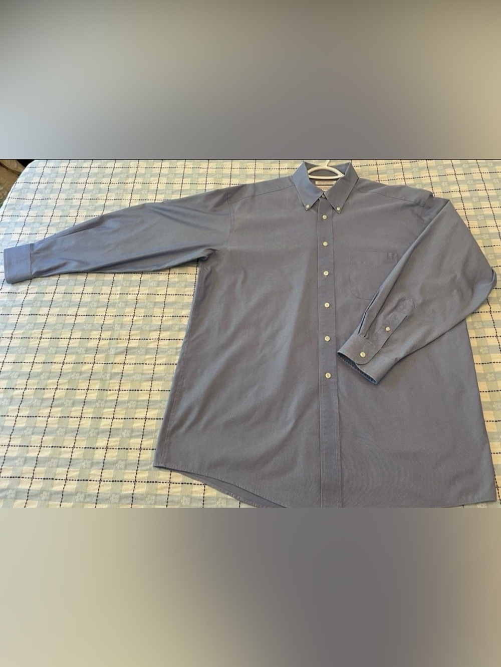 Roundtree & Yorke Shirt Mens 16.5/35 Dress Pocket Button
Up Blue Long Sleeve